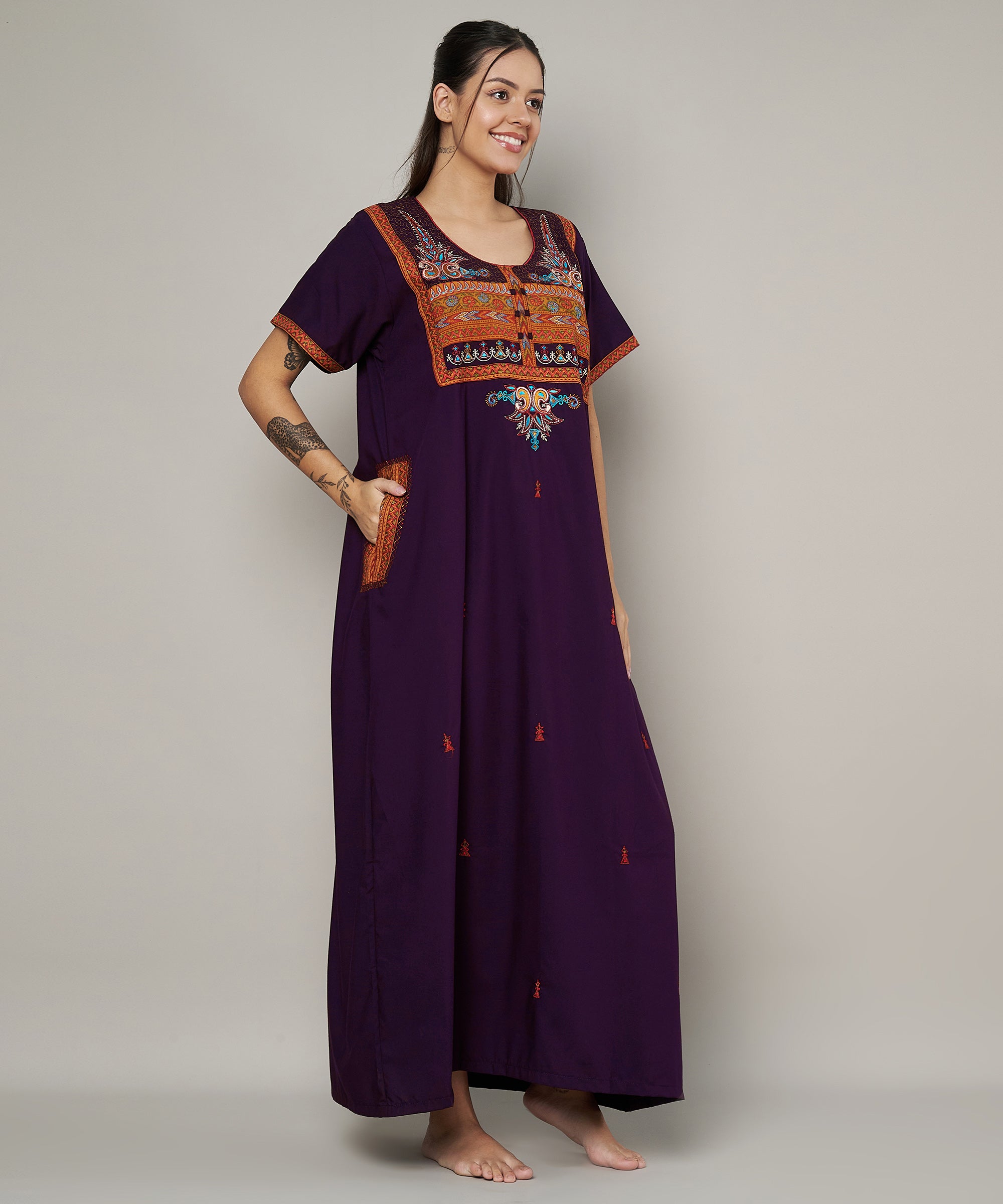 KOI SLEEPWEAR SQR neck bhopali embroidered gown