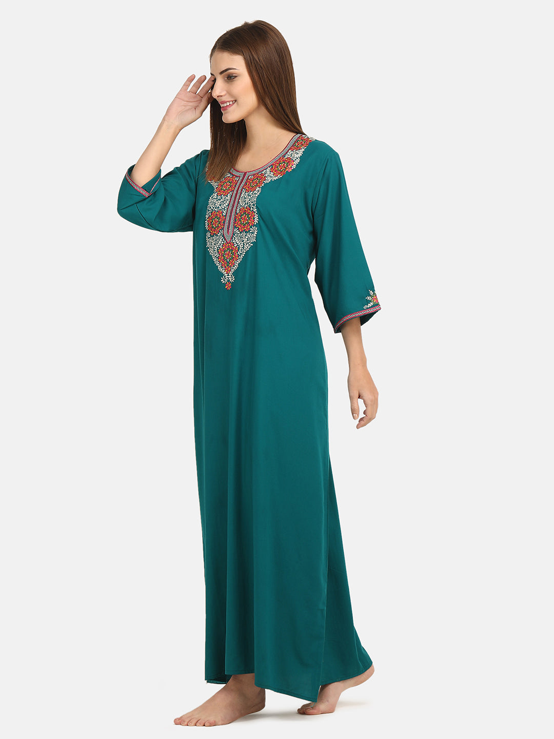 Nine Flowers Embroidery Night Gown