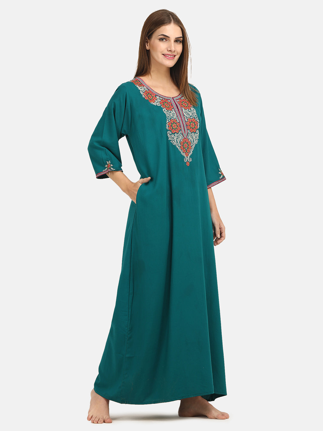 Nine Flowers Embroidery Night Gown