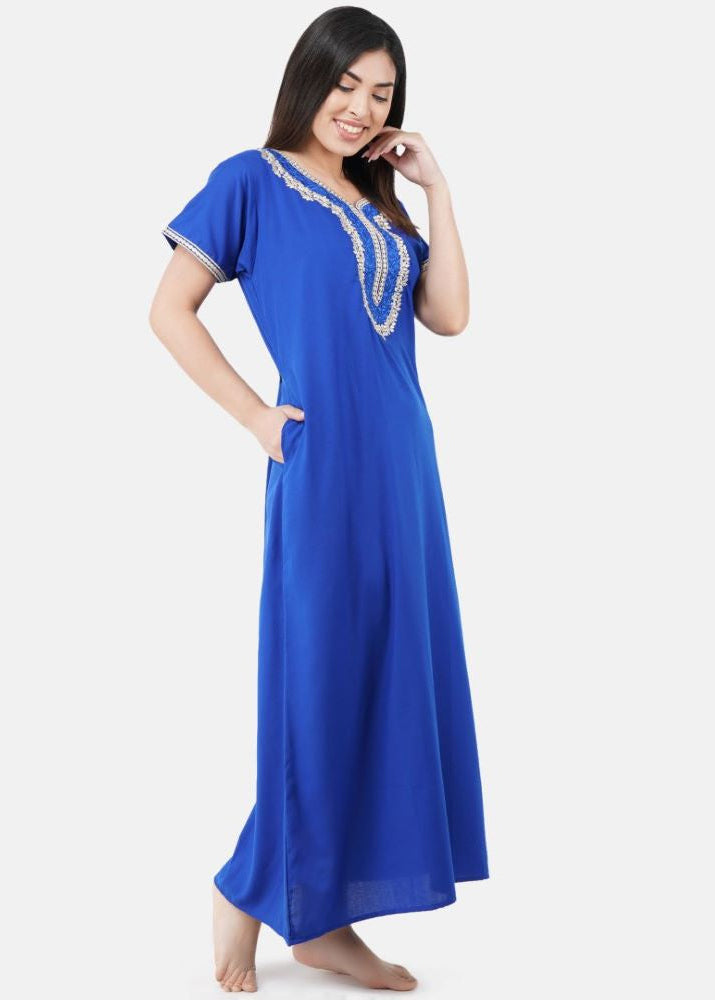 White Contrast Embroidery   Night Gowns