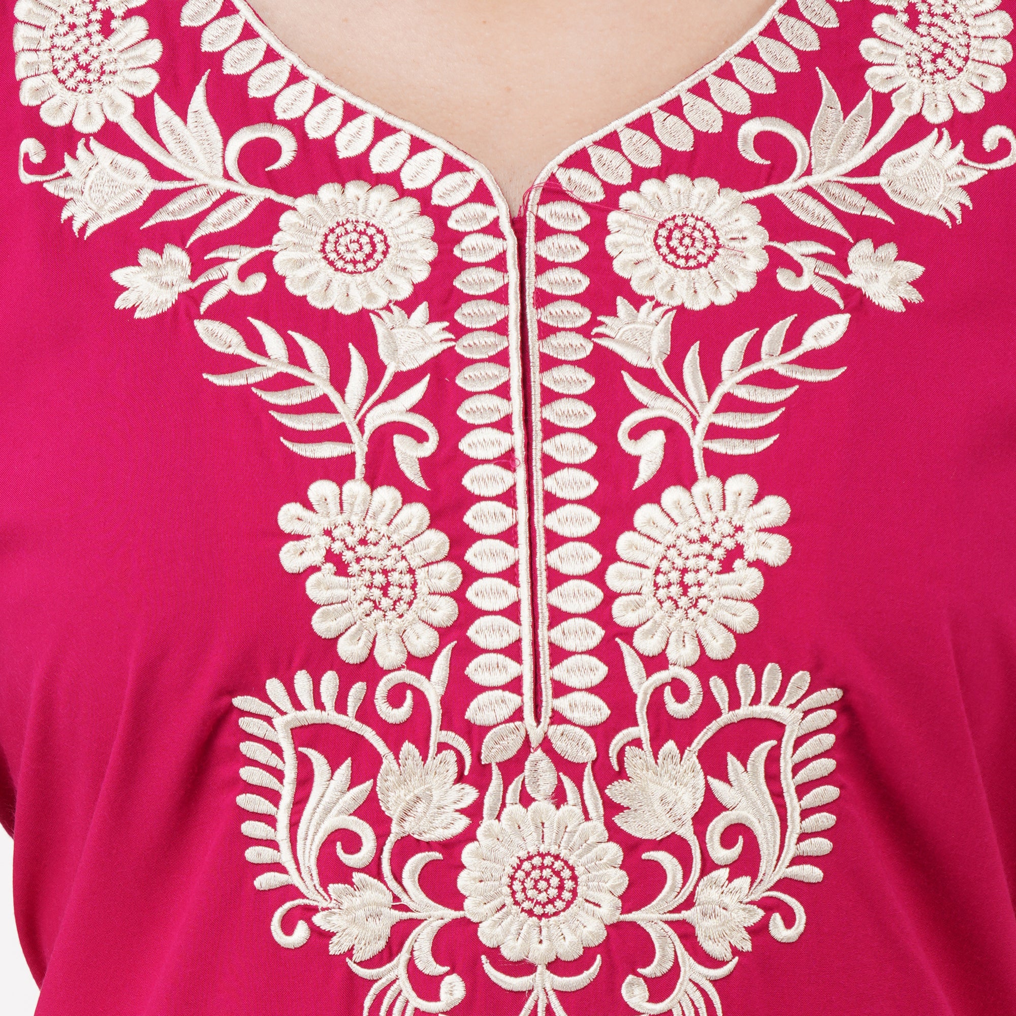 White Six Floral Embroidered Nightgown