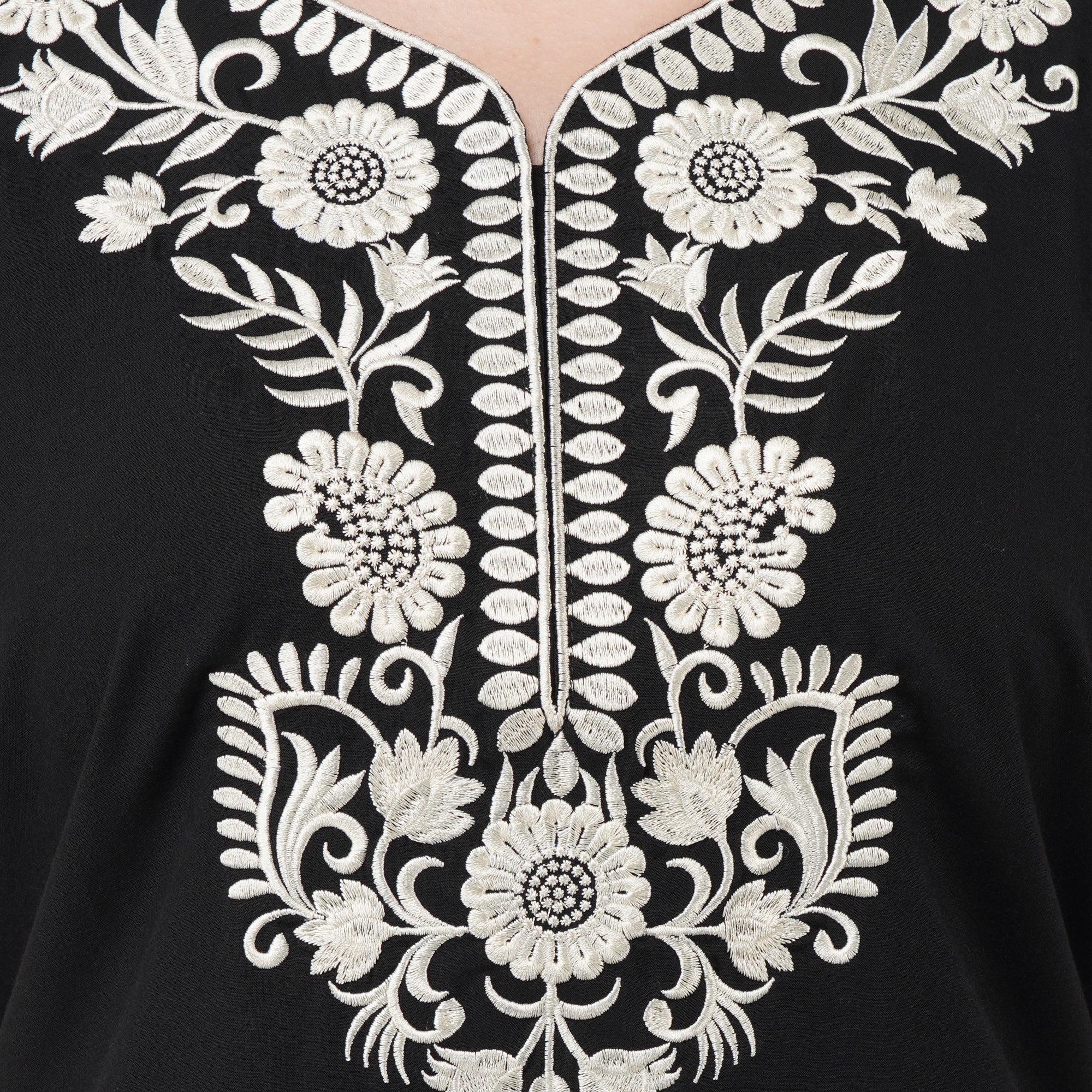 White Six Floral Embroidered Nightgown
