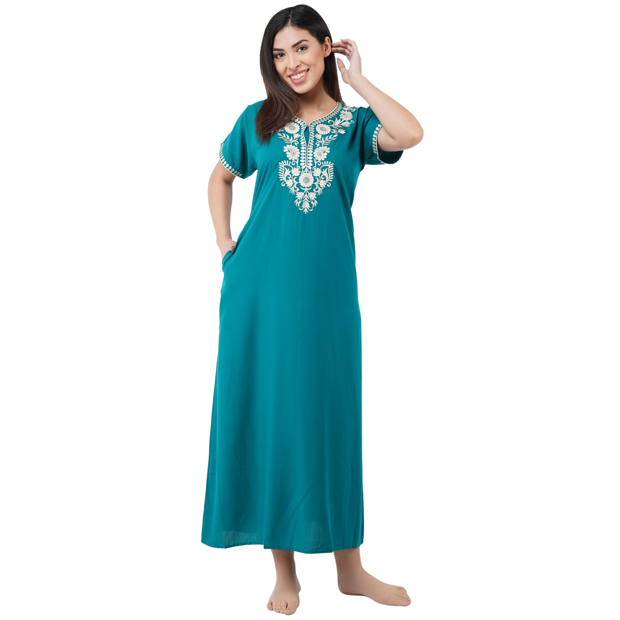White Six Floral Embroidered Nightgown