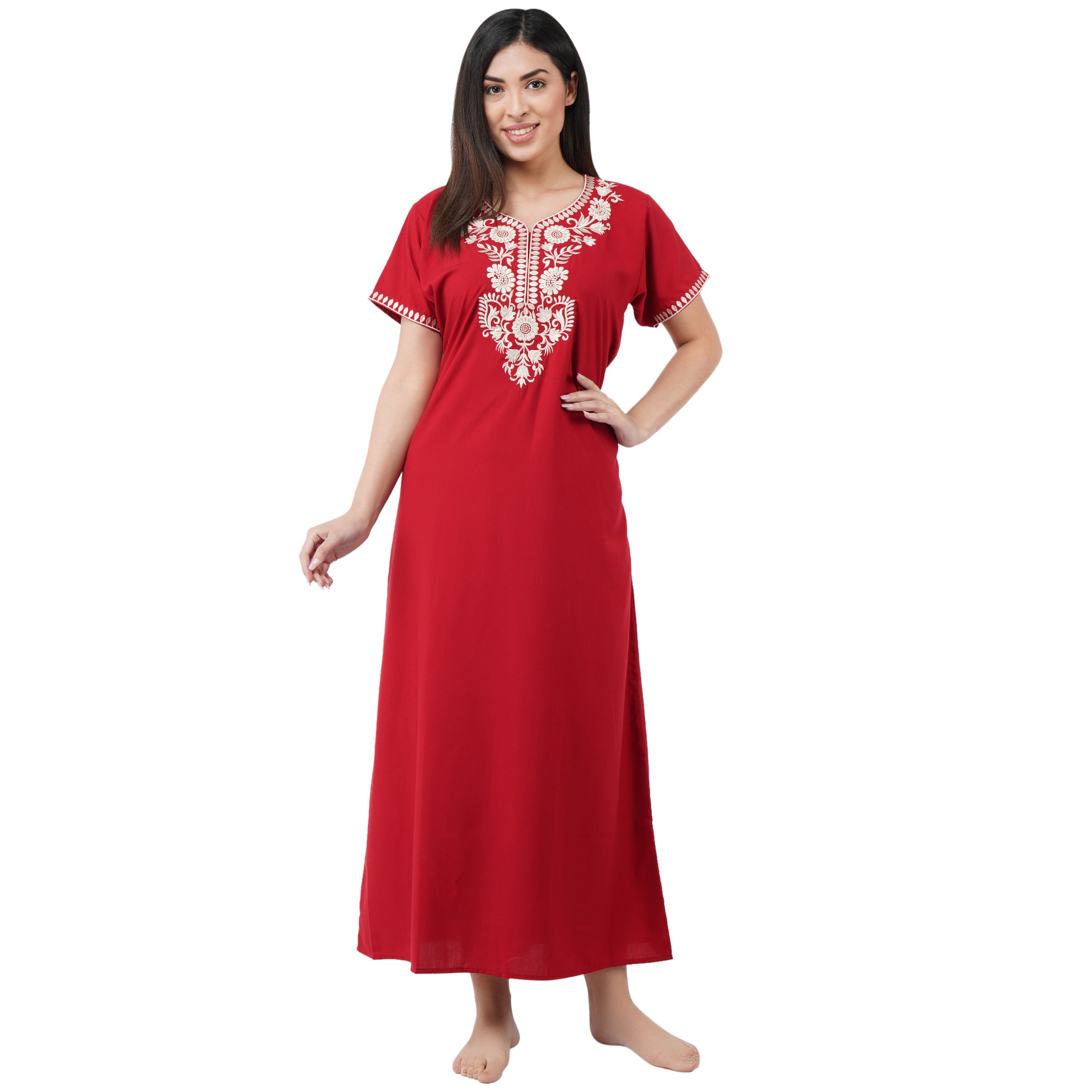 White Six Floral Embroidered Nightgown