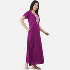 White Six Floral Embroidered Nightgown