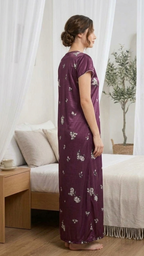 Itanlian Satin Round Neck Nightgown