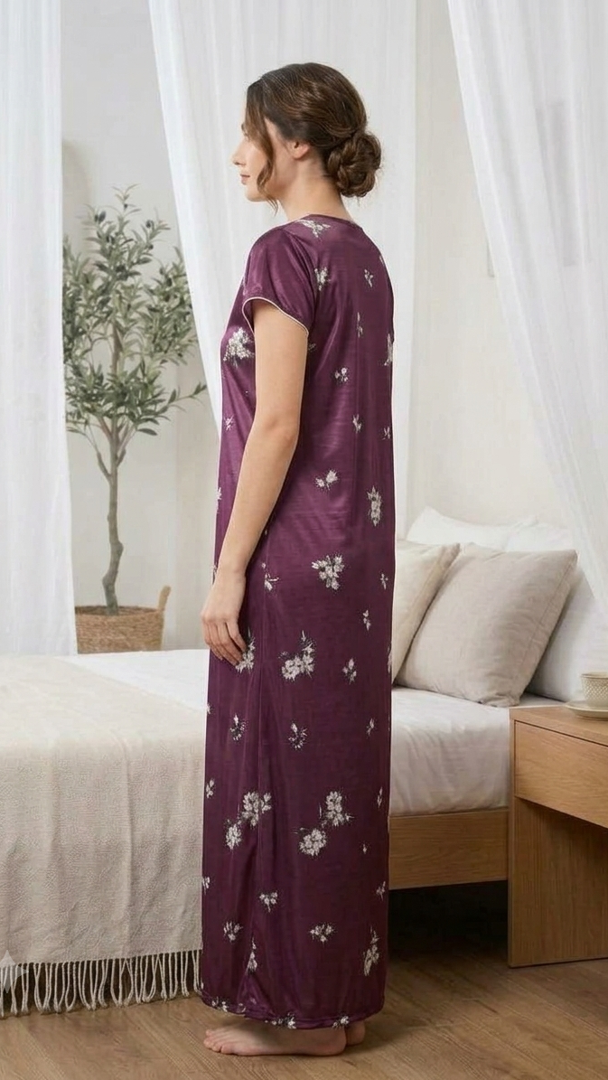 Itanlian Satin Round Neck Nightgown