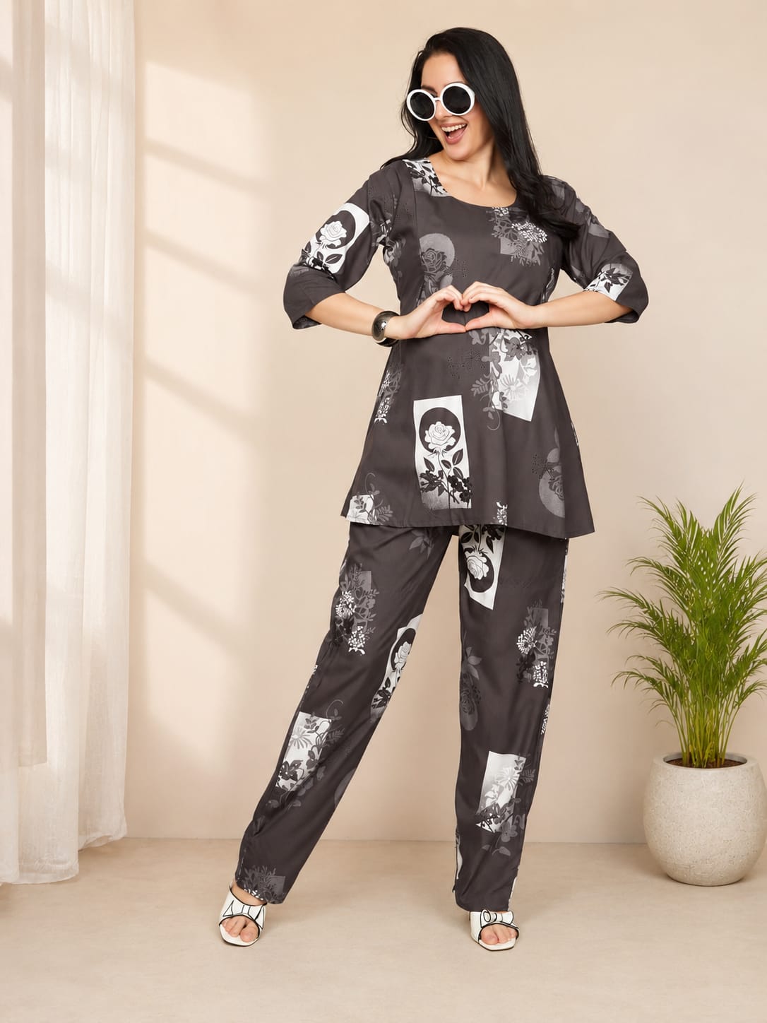 KOI Sleepwear Maternity Feeding Co-ord Set – L Size Main image