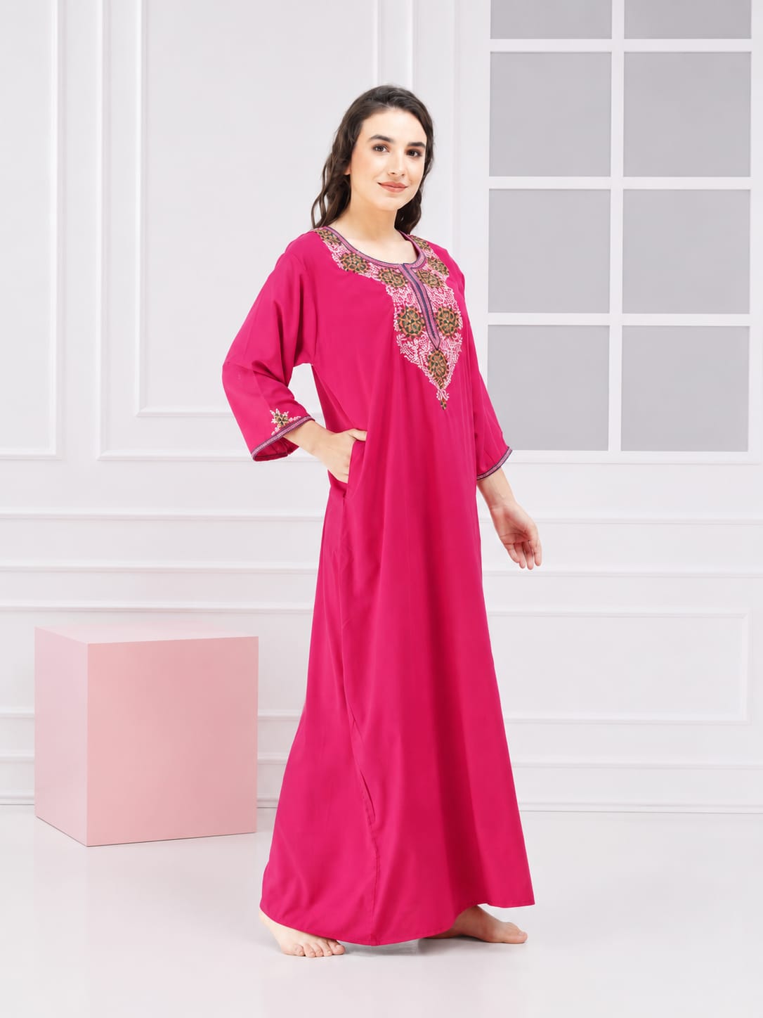 Nine Flowers Embroidery Night Gown