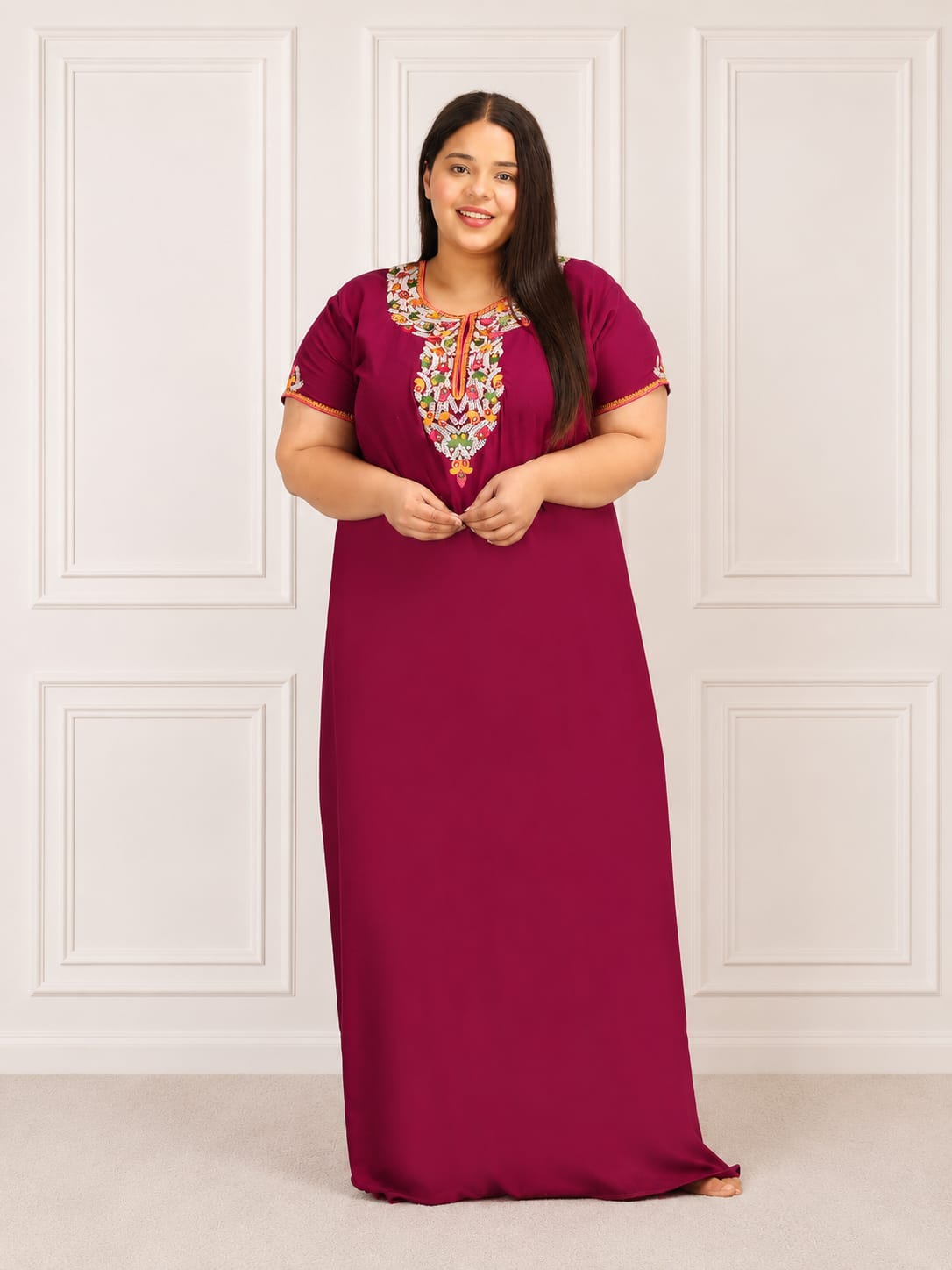 Abhlaline contrast Embroidered Nightgown