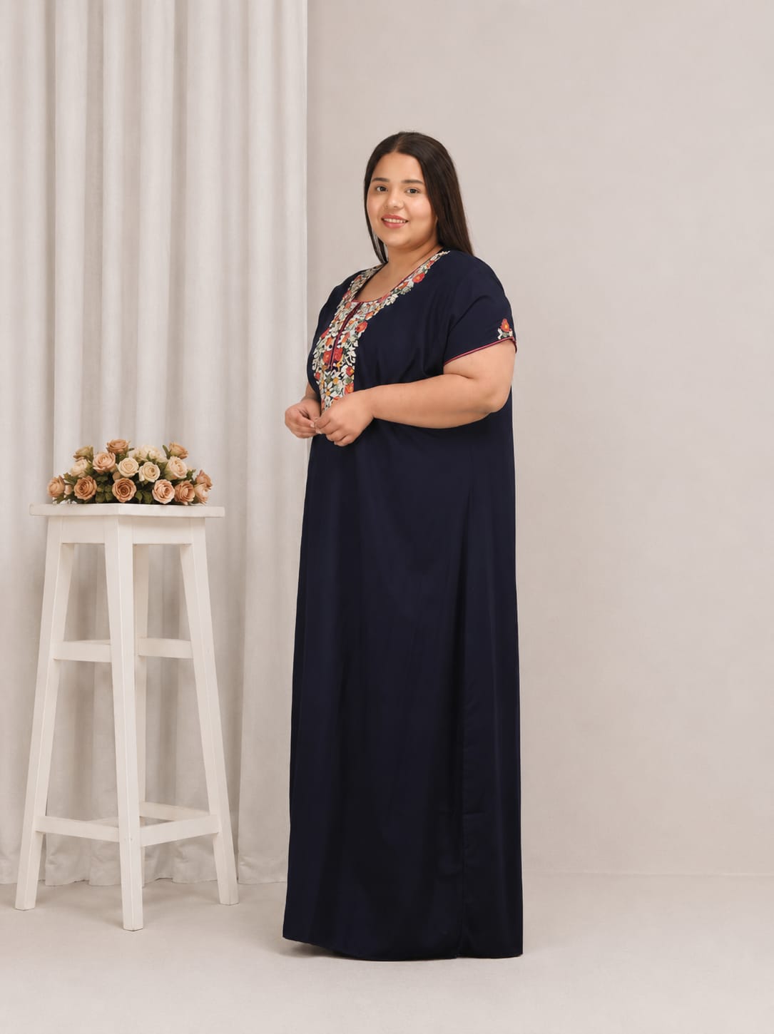 Flowerline Contrast Embroidered Nightgown