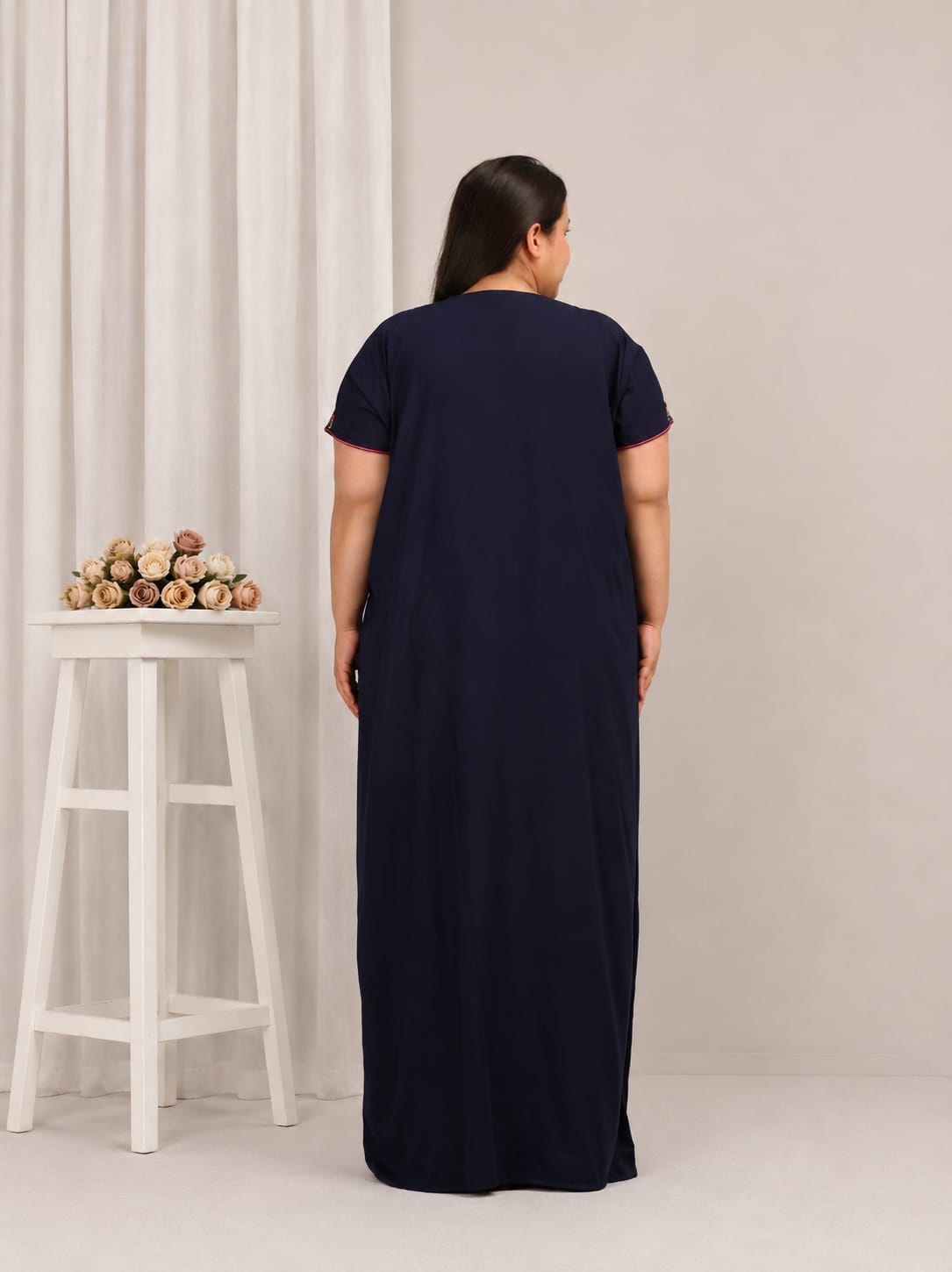 Flowerline Contrast Embroidered Nightgown