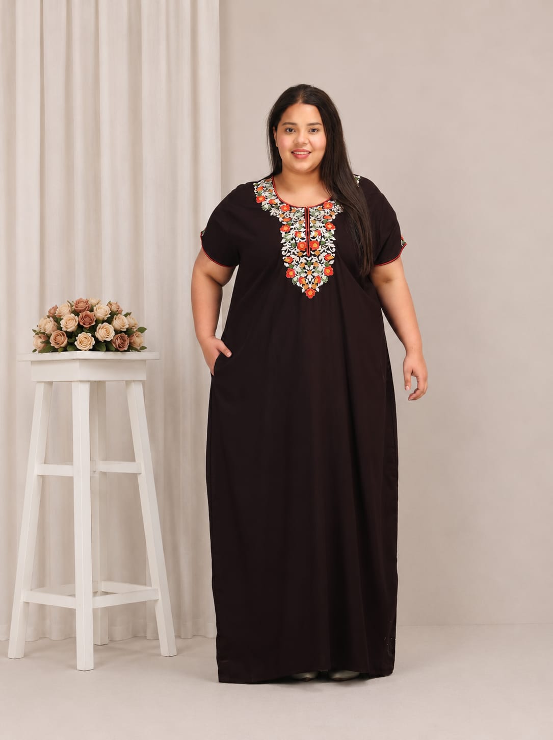 Flowerline Contrast Embroidered Nightgown
