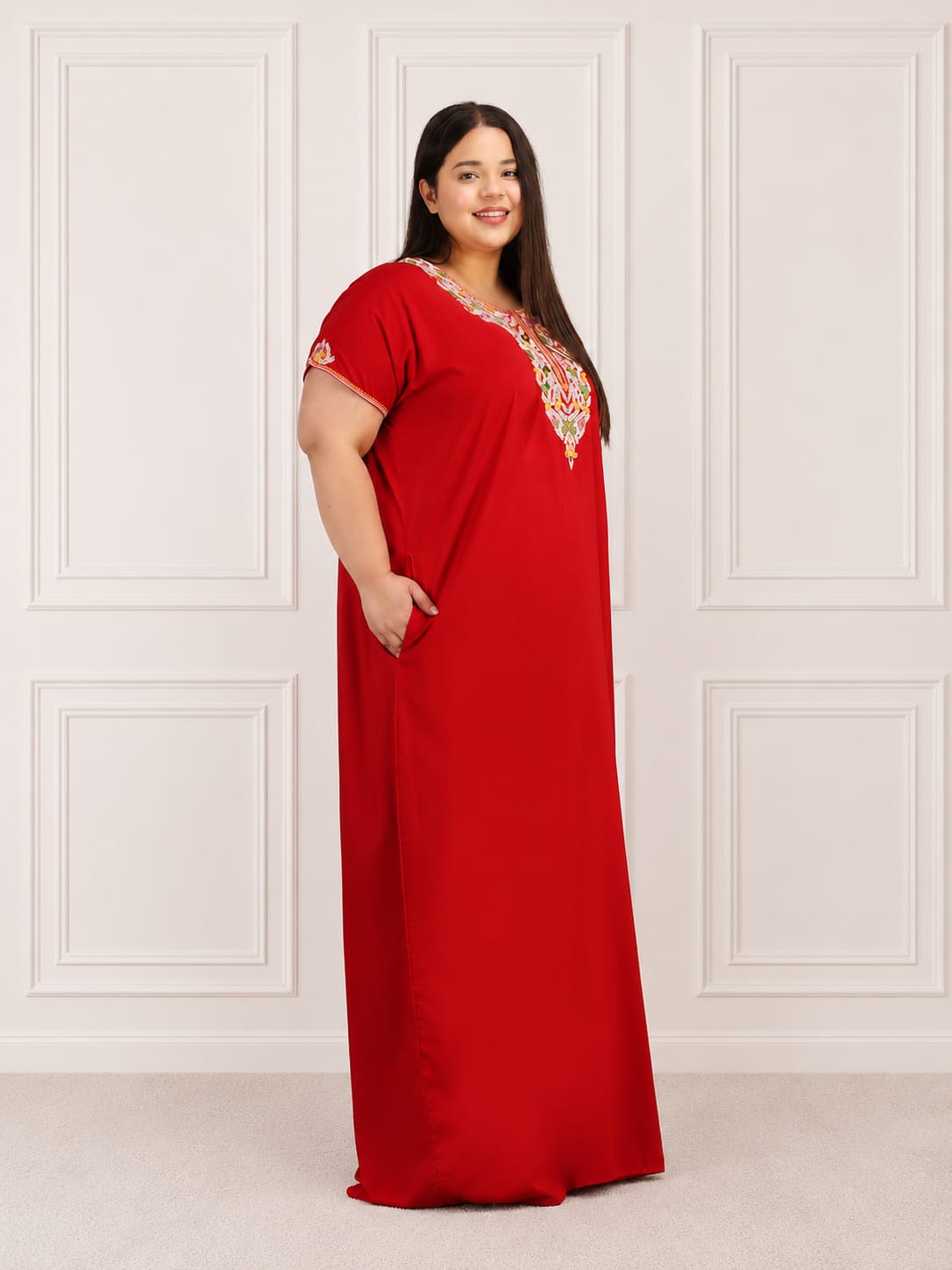 Abhlaline contrast Embroidered Nightgown
