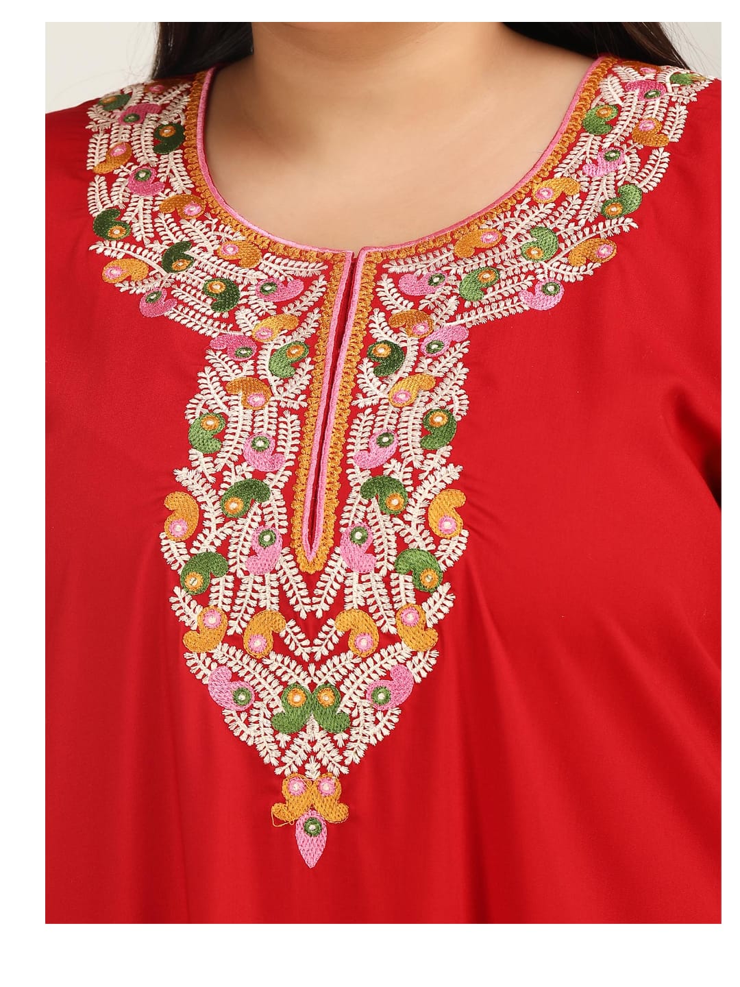 Abhlaline contrast Embroidered Nightgown