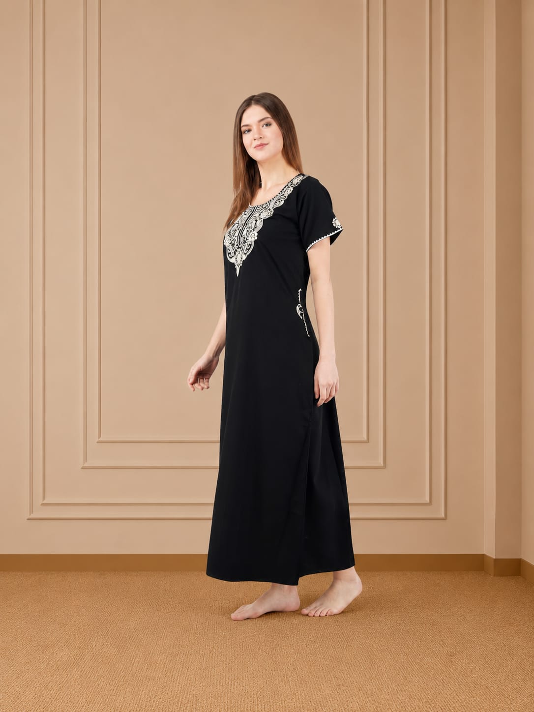 White Floral Embroidered Nightgown
