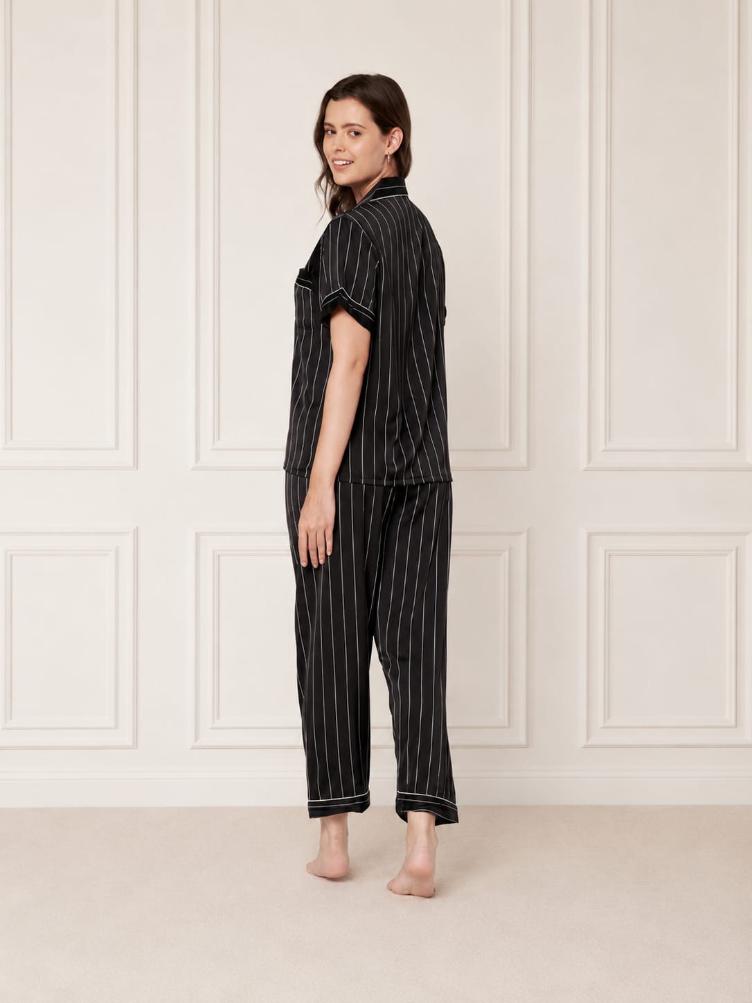KOI-STRAPPY BLACK-SATIN-PAJAMASET