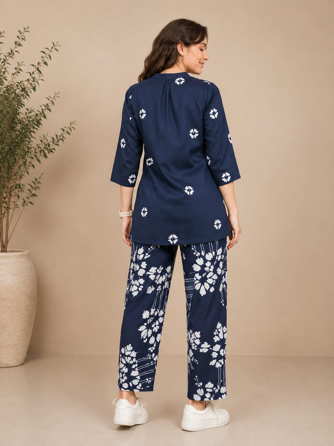 Floral Print Rayon Night Suit Set for Women Secondary image