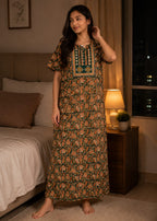 Floral_printed_nightgown