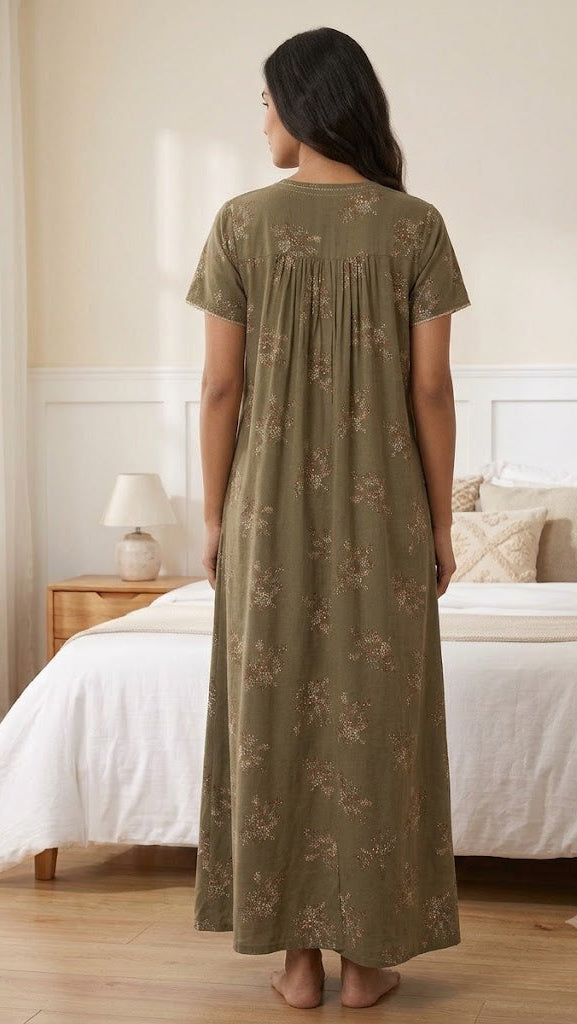 Elegance Floral Pleated Alpine Nightgown