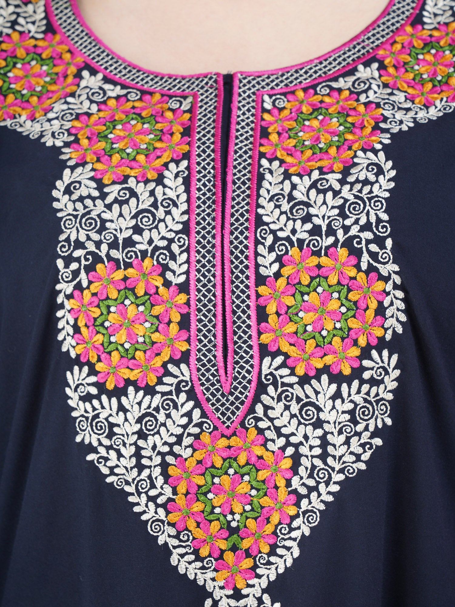 Nine Flowers Embroidery Night Gown
