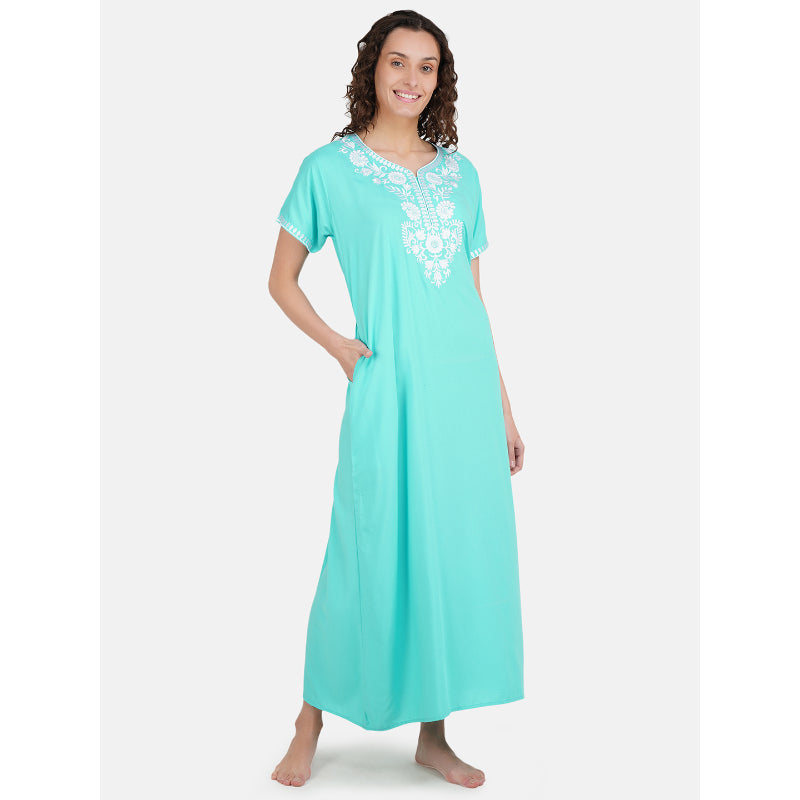 Nightgown with White Embroidery