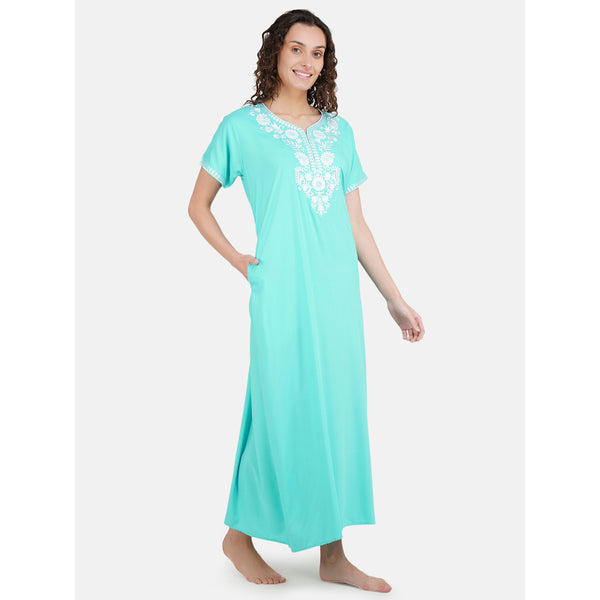 Nightgown with White Embroidery