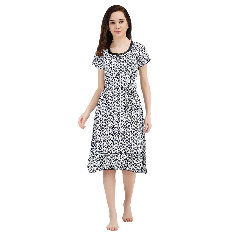 Short  Nighty with Heart Print Main image