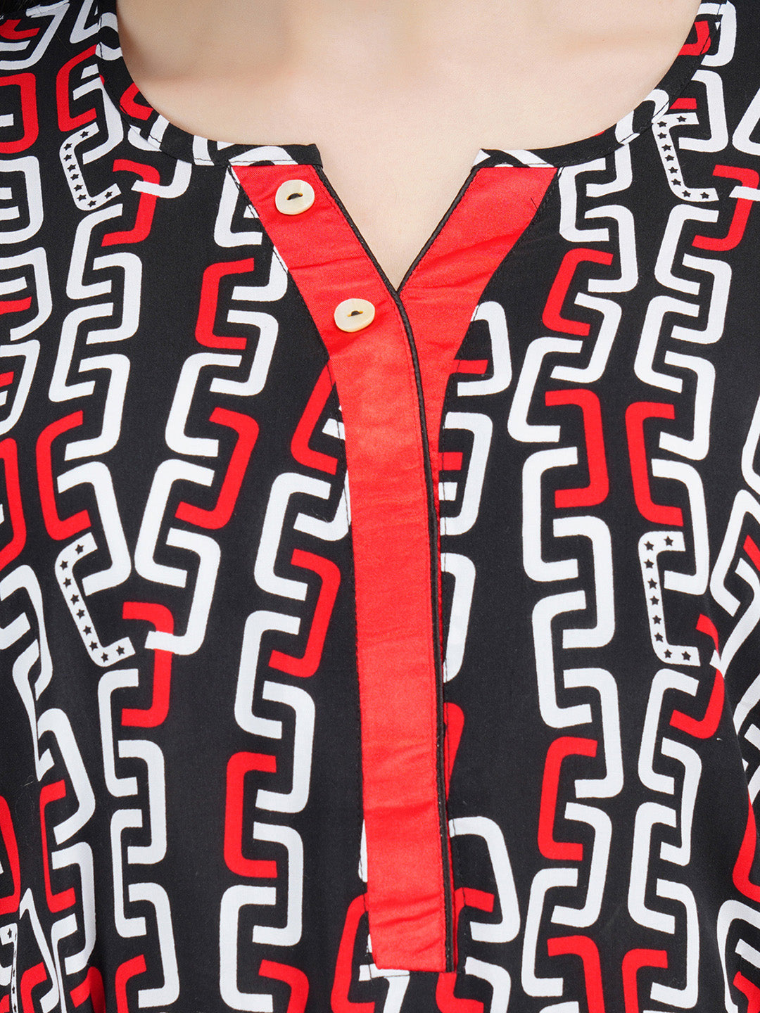 Short Nightgown with Beautiful Chain Print